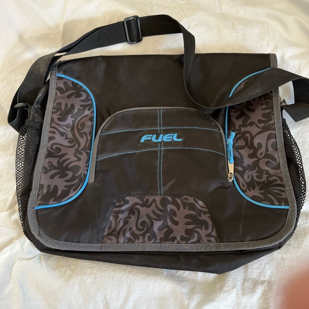 Fuel messenger bag, laptop bag, adjustable strap, great condition